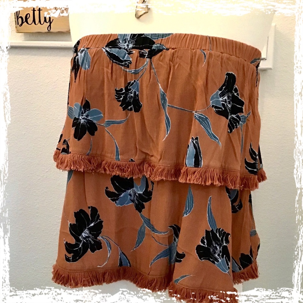Strapless fringe top